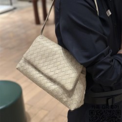 보테가베네타 지오르노백 857657