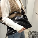 샤넬 다이아몬드 퀼팅 글로시 램스 골드 메탈 콤비 호보백 숄더백 AS6139