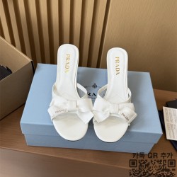 프라다 리본 레더 뮬 샌들 여성 슬리퍼 8.5cm