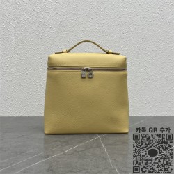 로로피아나 L23.5 엑스트라 포켓 백팩 카프스킨