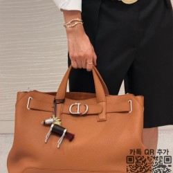 디올 남성 노르망디 토트백 미디움