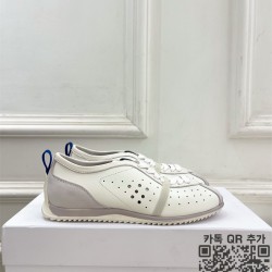 셀린느 레이스업 로우탑 스니커즈 여성용
