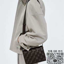 보테가베네타 오르토 메신저백 876364