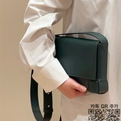 보테가베네타 앙골로 메신저 867404 알프스 그린 남성 크로스백