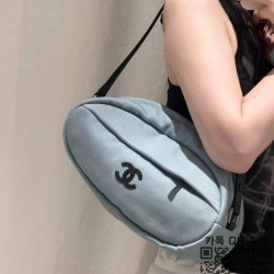 샤넬 26M 코코비치 스트랩 클러치백 라운드 파우치 캔버스 2컬러 베이지 블루 AP5269